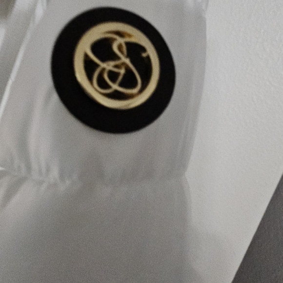 NWOTS!JESSICA SIMPSON WHITE/GOLD PUFFER PACKABLE JACKET! SIZE MED! NWOTS! - Picture 14 of 16